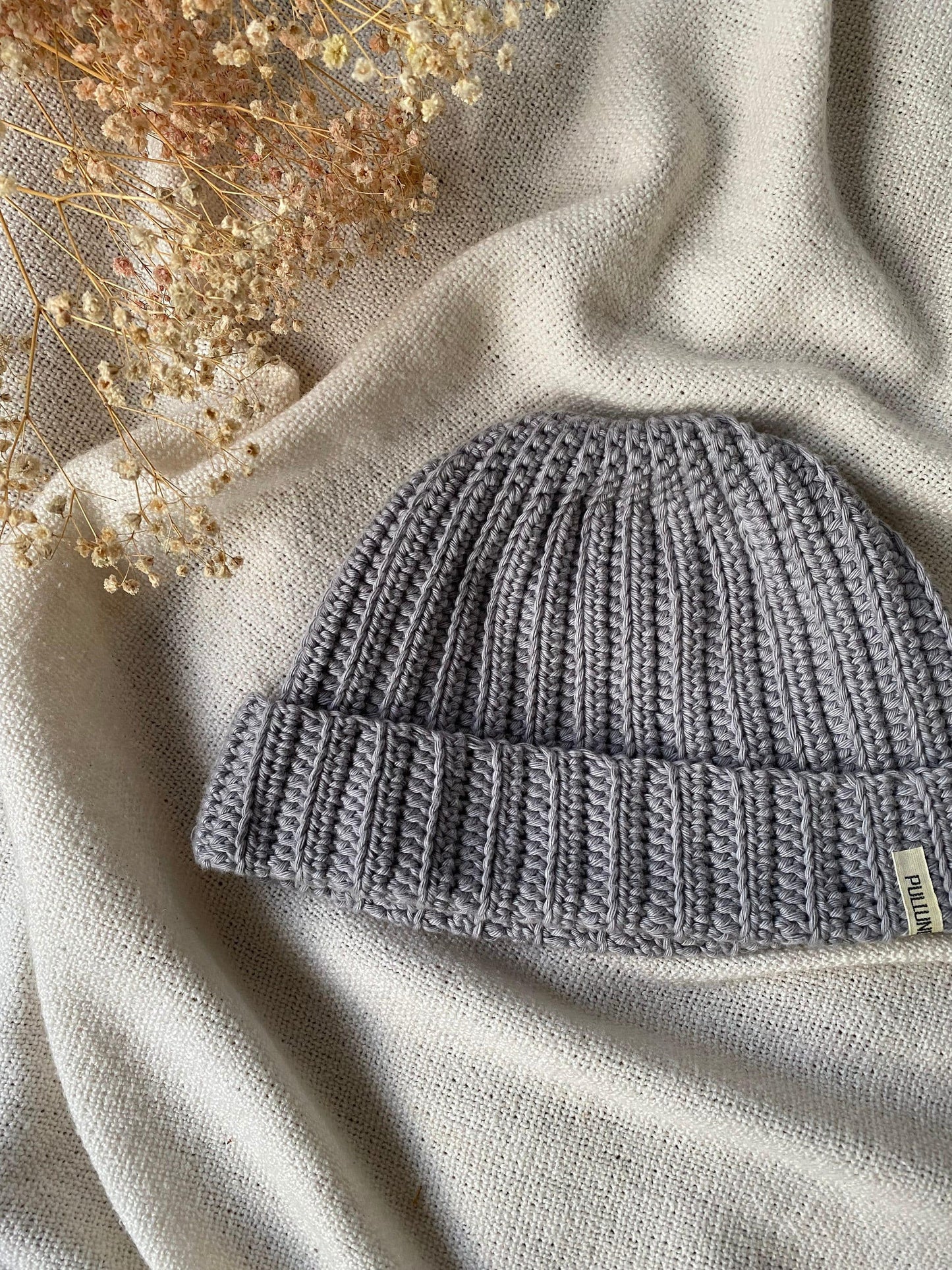 handmade grey crochet beanie, ecofair and sustainable