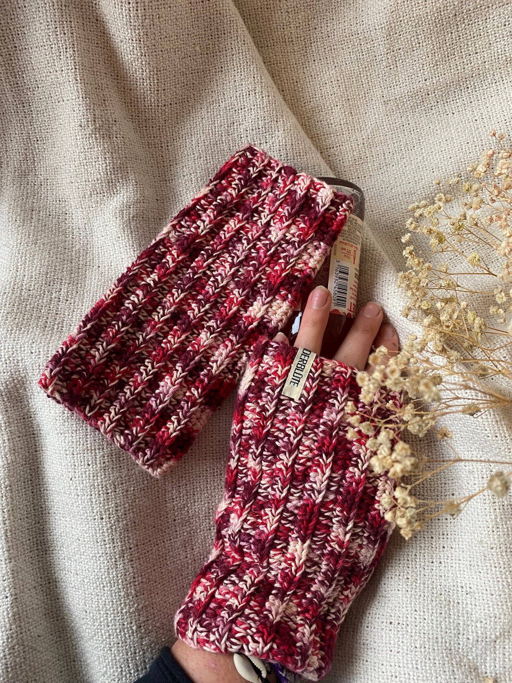 pink wristwarmers, selfmade cotton crochet gloves